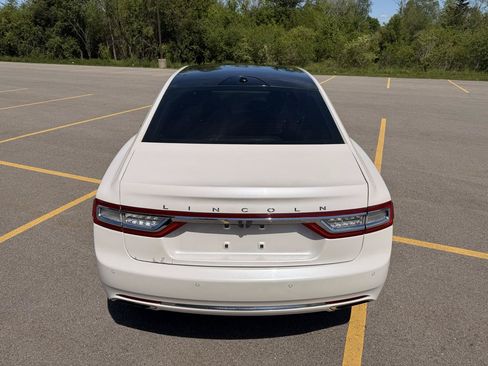 Used 2017 Lincoln Continental Reserve AWD/4WD image 4