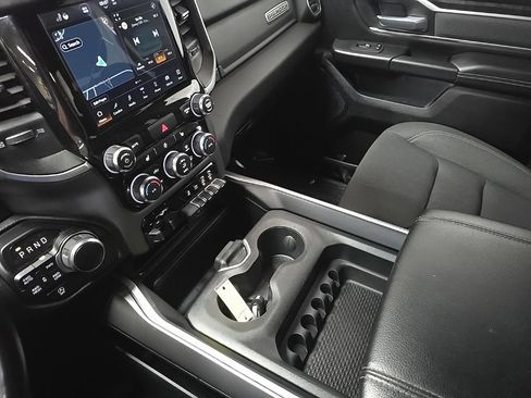 Used 2022 RAM 1500 Big Horn AWD/4WD image 27