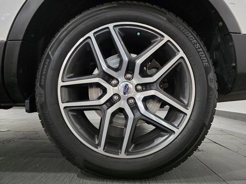 Used 2017 Ford Explorer Sport w/ Equipment Group 401A AWD/4WD image 23