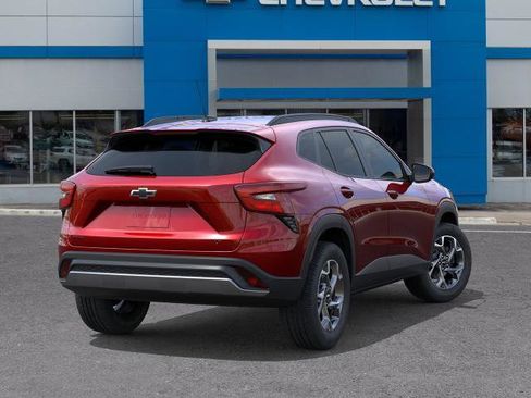 New 2026 Chevrolet Trax LT image 36