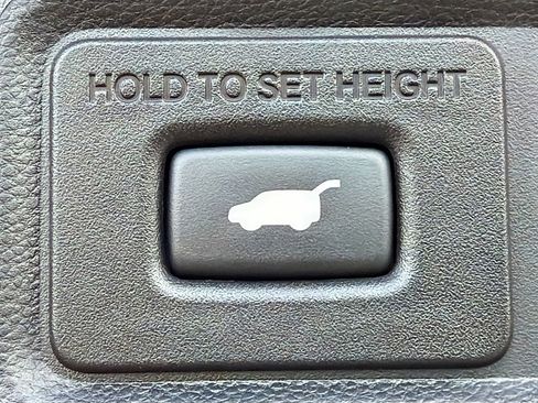 Used 2023 Acura RDX A-Spec image 13