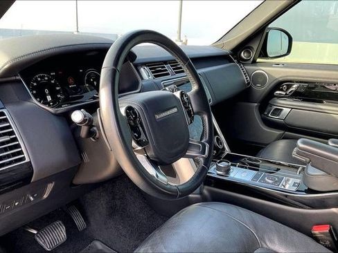 Used 2020 Land Rover Range Rover HSE image 16