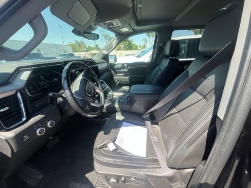 Used 2024 GMC Sierra 1500 Denali AWD/4WD image 8
