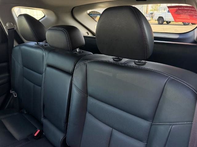 Certified 2023 Nissan Murano SL w/ SL Moonroof Package FWD image 11