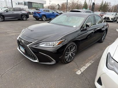 Certified 2025 Lexus ES 350 w/ Premium Package