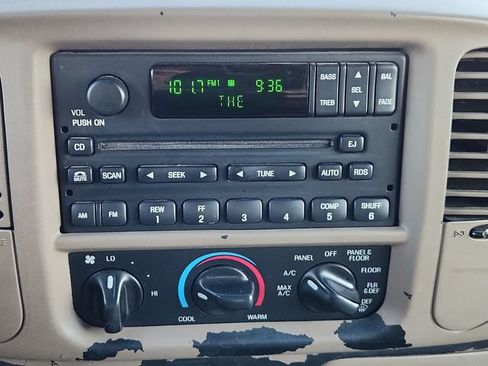 Used 2002 Ford F150 King Ranch RWD image 38