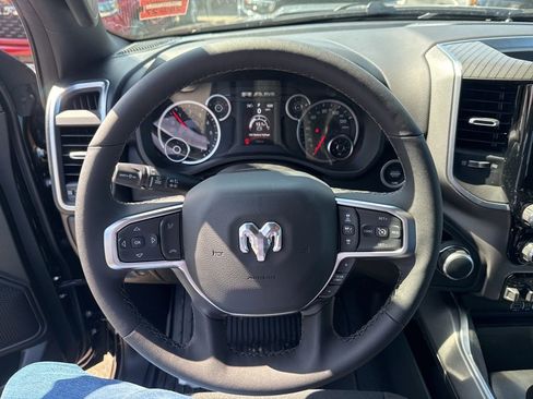 New 2026 RAM 1500 4x4 Crew Cab image 10