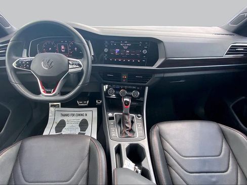 Used 2024 Volkswagen Jetta GLI Autobahn FWD image 15