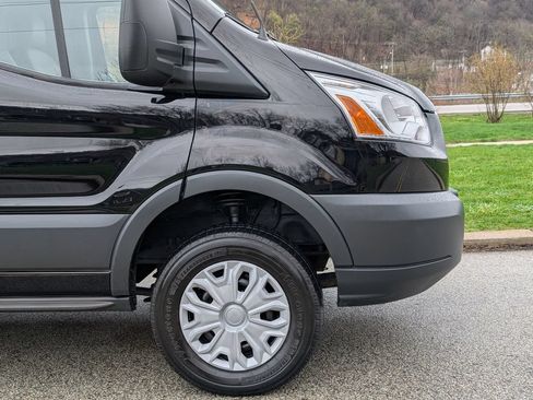 Used 2018 Ford Transit 150 130 Low Roof w/ Exterior Upgrade Package RWD image 13