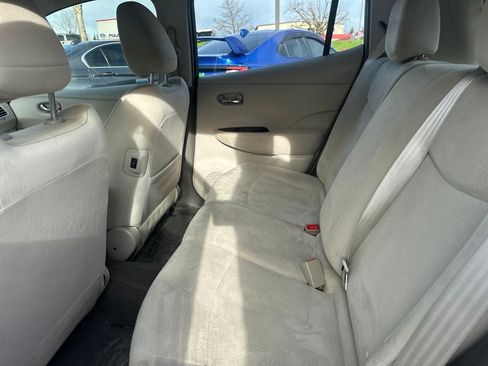 Used 2012 Nissan Leaf SL w/ Eco Design Pkg image 15