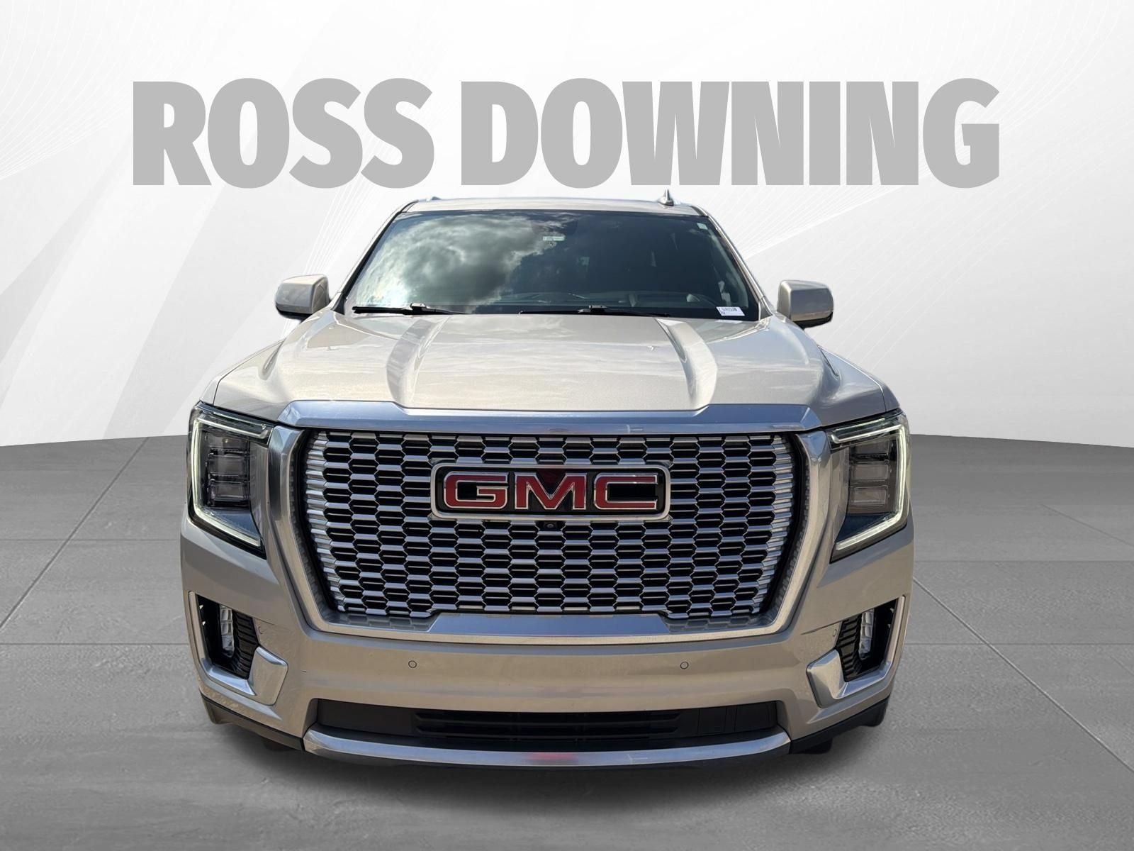 Used 2023 GMC Yukon XL Denali w/ LPO, Floor Liner Package RWD image 2
