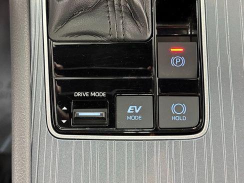 Used 2021 Toyota Sienna XSE image 26