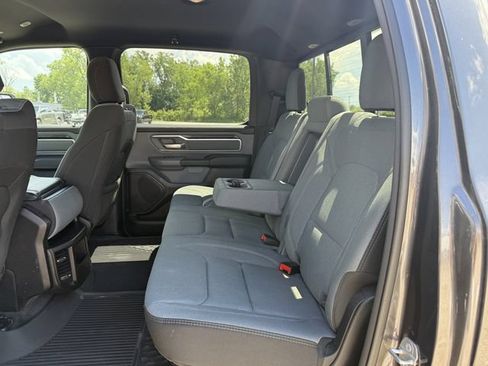 Used 2023 RAM 1500 Big Horn AWD/4WD image 9