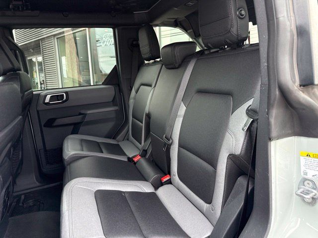 Certified 2023 Ford Bronco Big Bend w/ Sasquatch Package AWD/4WD image 10