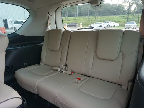 Used 2023 Nissan Armada Platinum w/ Captain's Chairs Package AWD/4WD image 18