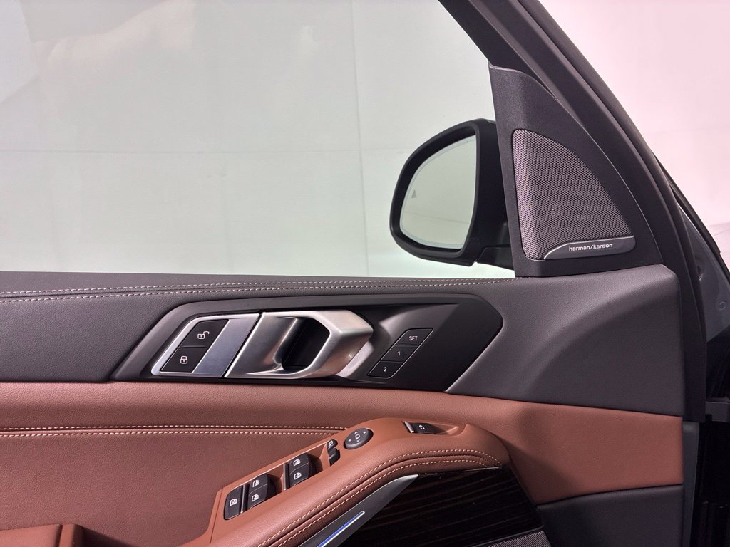 Certified 2025 BMW X5 xDrive50e AWD/4WD image 24