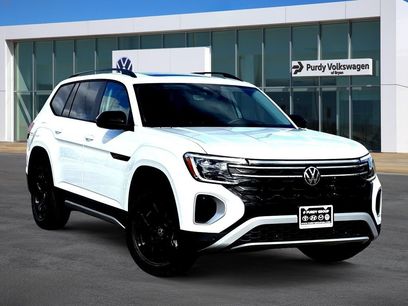 New 2026 Volkswagen Atlas Peak Edition