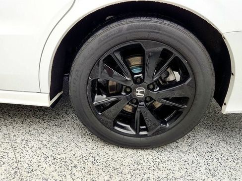 Used 2023 Honda Odyssey Sport image 9