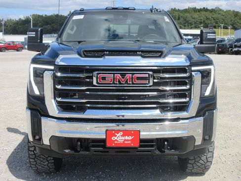 New 2025 GMC Sierra 2500 SLE w/ SLE Value Package; image 12