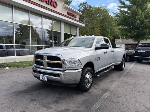 Used 2016 RAM 3500 Tradesman w/ Chrome Appearance Group RWD image 2
