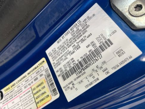Used 2017 Ford Mustang Coupe RWD image 27