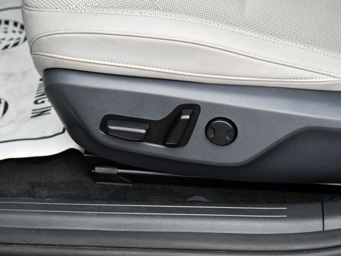 Used 2024 Kia EV6 Wind w/ Wind Technology Package image 17