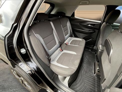 Used 2022 Chevrolet TrailBlazer LT w/ Confidence II Package image 23