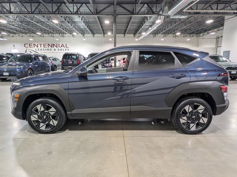 Used 2025 Hyundai Kona SEL AWD/4WD image 6