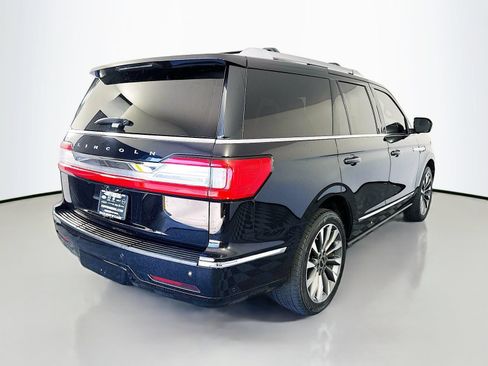 Used 2021 Lincoln Navigator Reserve w/ Luxury Package AWD/4WD image 7