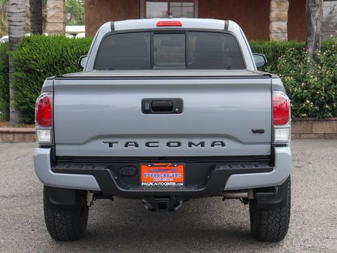 Used 2020 Toyota Tacoma TRD Sport AWD/4WD image 7