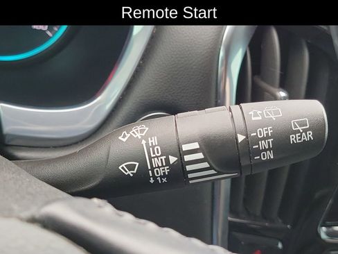 Certified 2021 Chevrolet Traverse LT image 13