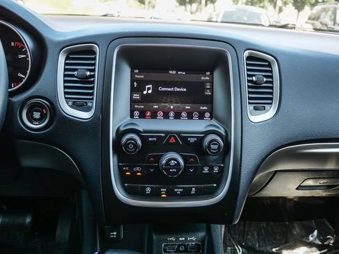 Used 2019 Dodge Durango SXT w/ 3rd Row Seating Group RWD image 15