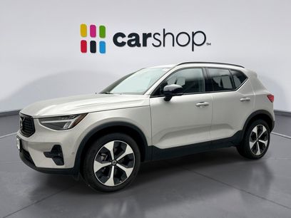 Used 2025 Volvo XC40 B5 Plus