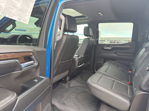 Used 2023 GMC Sierra 1500 Elevation w/ Elevation Premium Package AWD/4WD image 31