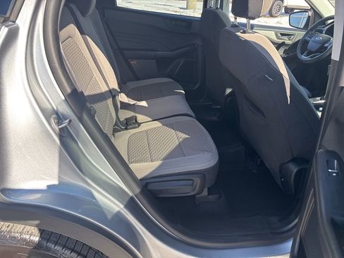 Used 2022 Ford Escape SE w/ Cold Weather Package image 28