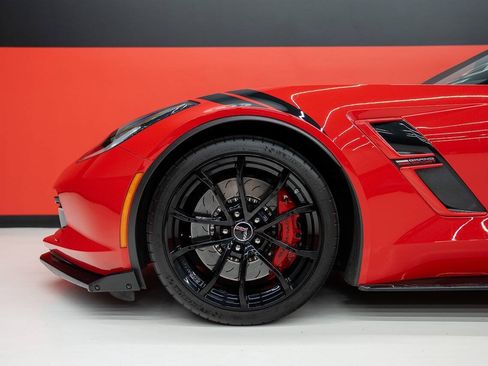 Used 2019 Chevrolet Corvette Grand Sport RWD image 19