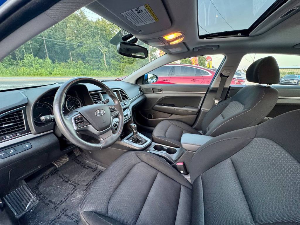 Used 2017 Hyundai Elantra Value Edition FWD image 9