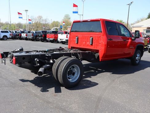 New 2026 Chevrolet Silverado 3500 W/T w/ Snow Plow Prep Package AWD/4WD image 21