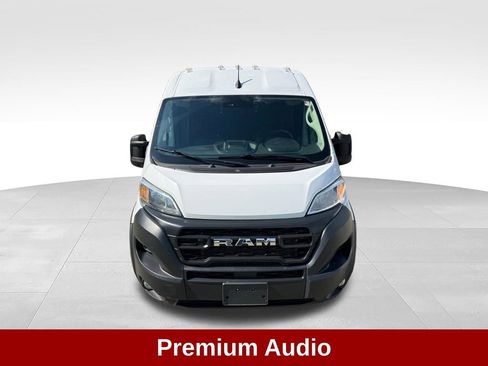 Used 2025 RAM ProMaster 2500 w/ Convenience Group FWD image 10