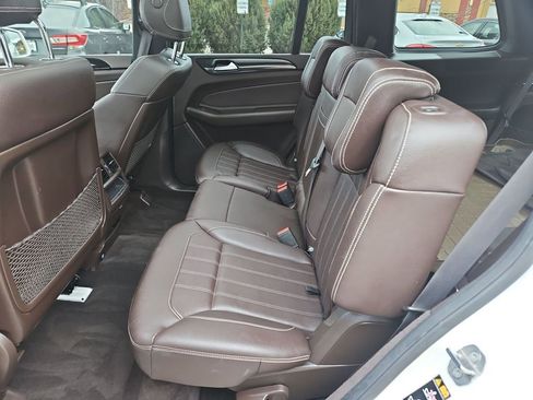 Used 2019 Mercedes-Benz GLS 450 4MATIC image 25