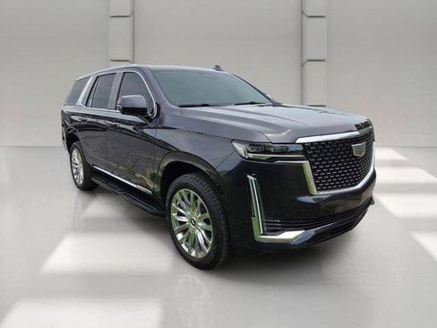 Certified 2023 Cadillac Escalade Premium Luxury AWD/4WD image 7