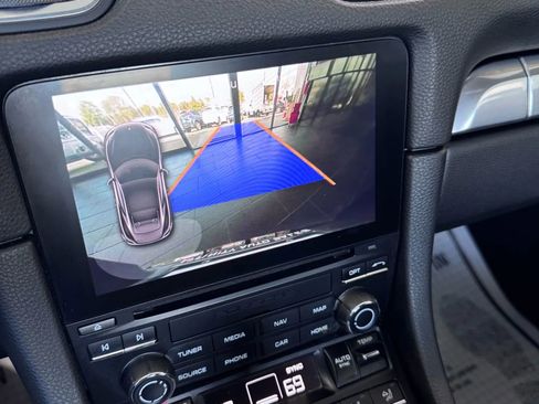 Used 2019 Porsche 718 Cayman image 21