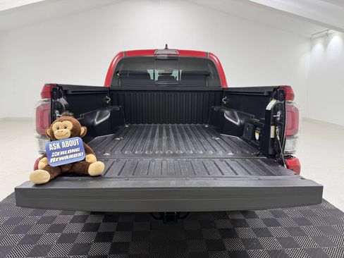 Used 2023 Toyota Tacoma Limited AWD/4WD image 9