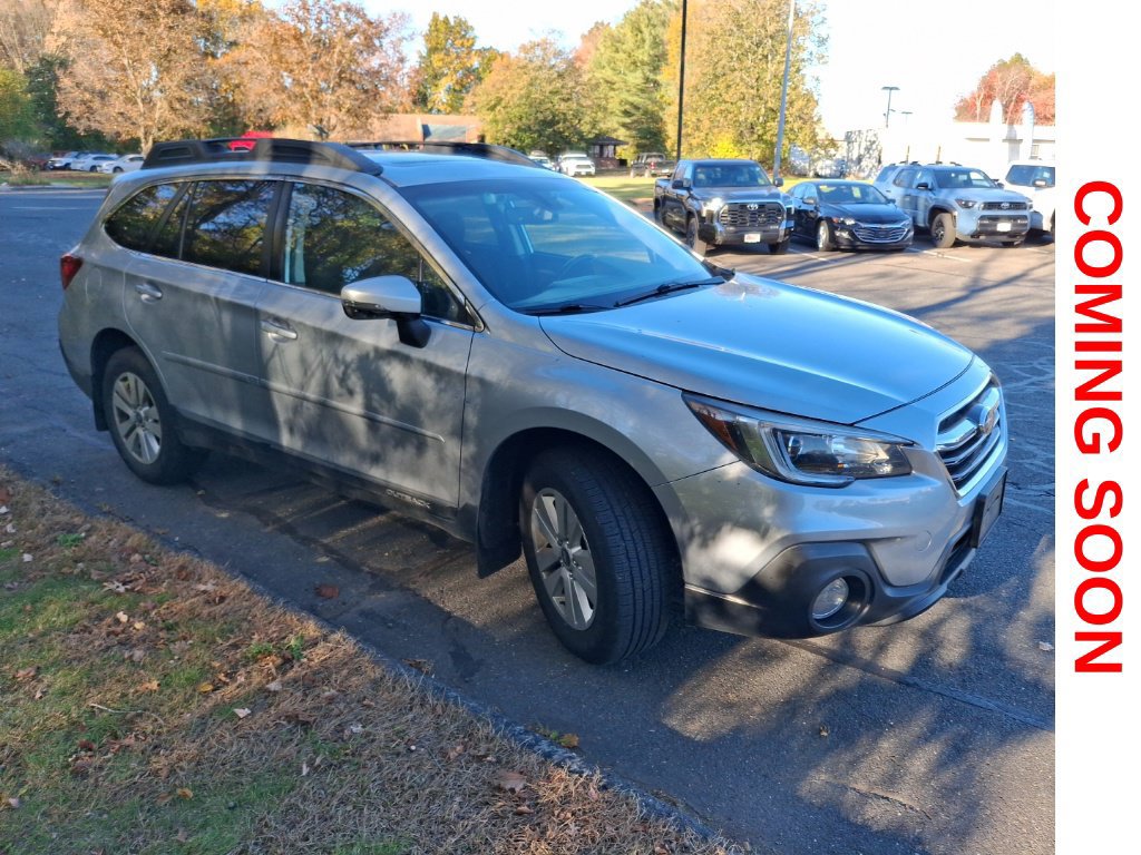 Used 2019 Subaru Outback 2.5i Premium AWD/4WD image 4