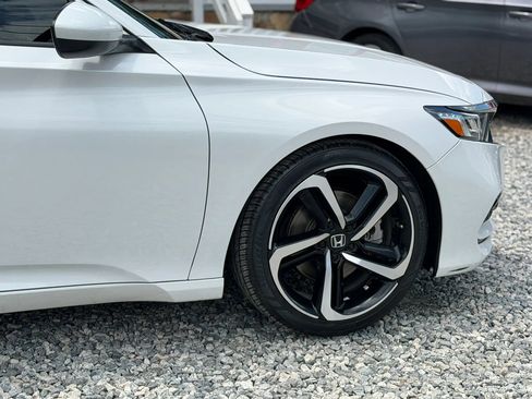 Used 2020 Honda Accord Sport image 8