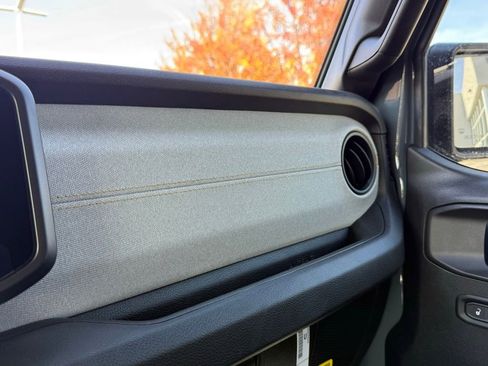 New 2025 Jeep Gladiator Sport image 23