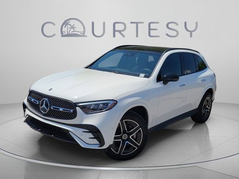Certified 2026 Mercedes-Benz GLC 300 4MATIC image 1