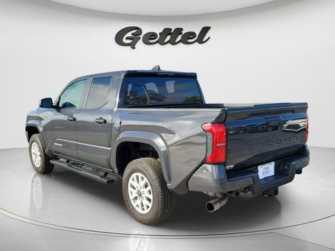 Used 2024 Toyota Tacoma SR5 image 6