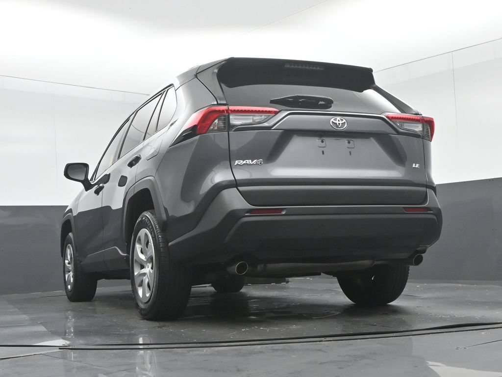 Used 2021 Toyota RAV4 LE FWD image 50
