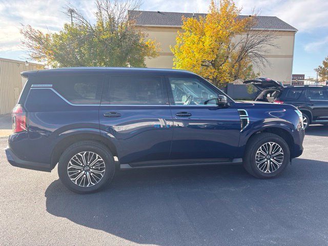 Used 2025 Nissan Armada Platinum AWD/4WD image 11